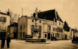 Toul * Fontaine Curel Et Rue Chanzy * Banque Société Générale - Toul