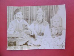 JUDAICA FAMILLE JUIVE PHOTO 9 X 6.5 CM - Anonymous Persons