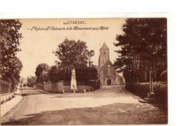 ETRETAT   //         L  EGLISE ET LE CALVAIRE ET LE MONUMENT AUX MORTS - Etretat