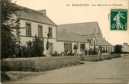 Mesquer * La Mairie Et L'école - Mesquer Quimiac