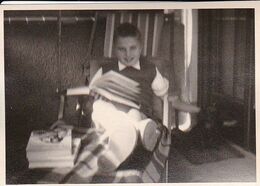Foto Junge Mit Buch - 1960 - 10*7cm (51727) - Ohne Zuordnung
