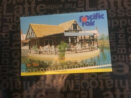 (Booklet 104) Australia - QLD - Older - Pacific Fair (with Map) - Gold Coast