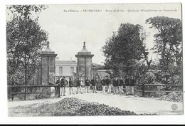 ILE D'OLERON LE CHATEAU (17) Porte De Dolus Disciplinaires En Promenade Animation - Ile D'Oléron