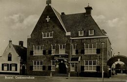 Nederland, BOXTEL, Gemeentehuis (1950s) Ansichtkaart - Boxtel