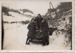 Photo Voiture  Dans La Neige Avec Soldats Format 9/6 - Automobile