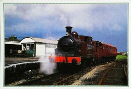 QUAINTON ROAD (Buckighamshire U.K.)  Station -  TRAIN LOCOMOTIVE Anglaise Type   Metropolitain Railway  0-4-4T - Buckinghamshire