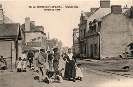 La Turballe * Grande Rue Devant La Gare * Boulangerie Coiffeur * Ligne Chemin De Fer - La Turballe