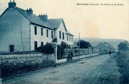 Recoules * La Mairie Et Les écoles * Groupe Scolaire - Sonstige & Ohne Zuordnung