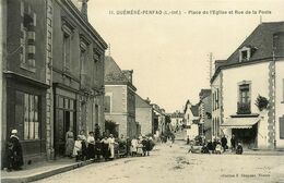 Guémené Penfao * La Place De L'église Et La Rue De La Poste * Pharmacie - Guémené-Penfao