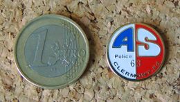 Pin's POLICE - Association Sportive Police Clermont-Fd 18mm (petit) - Peint Cloisonné - Fabricant Inconnu - Police