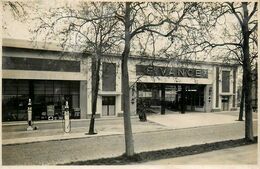 Meaux * Carte Photo * Devanture Garage RENAULT Automobiles E. VANCE * Station Service * Commerce Auto - Meaux