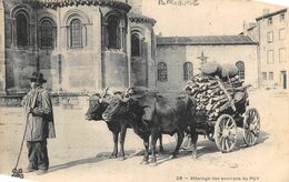 Brioude        43          Attelage De Bœufs Transportant Du Bois        (voir Scan) - Brioude