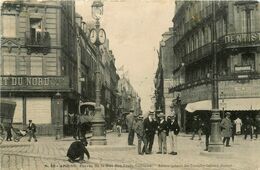 Amiens * Entrée De La Rue Des Trois Cailloux * Crédit Du Nord Banque - Amiens