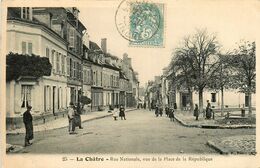 La Chatre * Rue Nationale * Vue De La Place De La République * Quincaillerie FERGET - La Chatre