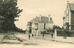 Narbonne * Le Cours Victor Hugo * Rue - Narbonne