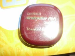 Sporthotel Grefrather Hof Grefrath Waldhotel Eskeshof Wuppertaler    Soap - Accessoires