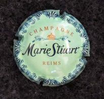 Capsule CHAMPAGNE - MARIE STUART - Fond Vert Clair - Marie Stuart