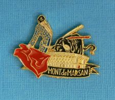 1 PIN'S //  ** FÉRIA / CORRIDA / ARÈNE / MONT DE MARSAN ** . (N'Émaux) - Stierkampf