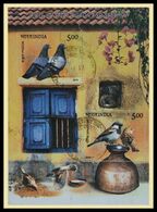 137. INDIA 2010 USED STAMP M/S (MINIATURE SHEET) PIGEON & SPARROW. - Gebraucht