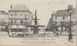 VITRY LE FRANCOIS - FONTAINE PLACE D ARMES - Vitry-le-François