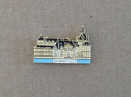 PINS VILLE CHATEAU CHANTILLY  (60) - Cities