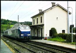 TRAIN Autorail Type BB  -   Gare De GROISY THORENS LA CAILLE  (74)  Ligne  Saint Gervais Les Bains Le Fayet Annecy Brûle - Thorens-Glières