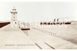 HOLYHEAD BREAKWATER LIGHTHOUSE OLD R/P POSTCARD ANGLESEY WALES - Anglesey