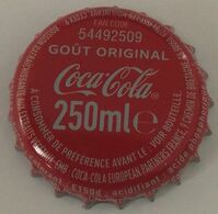 France Capsule Crown Cap Coca Cola Rouge 250 Ml EAN Code 54492509 Goût Original - Soda