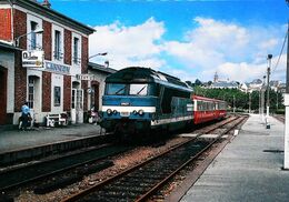 TRAIN Autorail Type BB Et XR   -  LANNION (22)  Direction Plouaret - Lannion