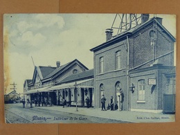 Menin Intérieur De La Gare - Menen