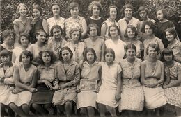 Villefranche Sur Saône * Carte Photo * Photo De Classe Année 1930 * école De Jeunes Filles * Scolaire - Villefranche-sur-Saone