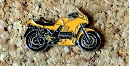 Pin's MOTO - BMW K100 RS Jaune - Peint Cloisonné - Fabricant Inconnu - Motorbikes