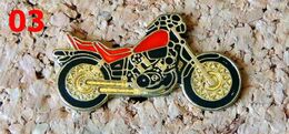 Pin's MOTO - HARLEY DAVIDSON - N° 03 - Verni époxy - Fabricant Inconnu - Motorbikes