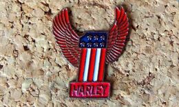 Pin's MOTO - HARLEY DAVIDSON - BIKER Number One Ailes Rouges - Peint Cloisonné - Fabricant Inconnu - Motorbikes