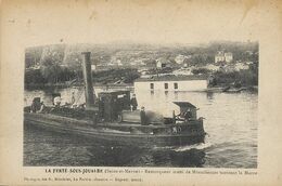 Remorqueur Militaire Avec Mitrailleuses . Marne . La Ferté Sous Jouarre. Canot. Vers Rochette Bateu Lavoir - Rimorchiatori