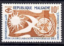 Madagascar 1958 UN Yvert#335 Mint Hinged - Ongebruikt