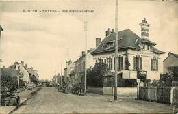 Nevers * Rue Francis Garnier * Café De La Gare - Nevers