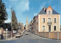 MONTIVILLIERS - Rue De La République - Vue Sur L'Abbaye - Automobiles - Montivilliers