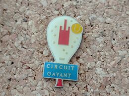 PINS TENNIS RAQUETTE CIRCUIT GAYANT - Tennis