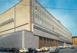 01917 "TORINO - NUOVO PALAZZO DEGLI STUDI RAI TV"  ANIMATA, AUTO.  CART  NON SPED - Autres Monuments, édifices