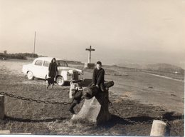 Photo  Voiture Mercédes Avec Famille Au Pays Basque En 1963 ,  Format 11/8 - Automobile
