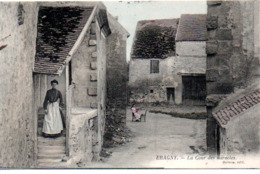 ERAGNY  LA COUR DES MIRACLES - Eragny