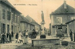 Les Avenières * Place Bacchus * Fontaine * Ptt - Les Avenières