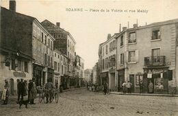 Roanne * Place De La Voirie Et Rue Mably * Bonneterie Mercerie - Roanne