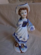 Vintage - Statuette "Jeune Fille Revenant Du Verger" - Personaggi