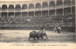 CORRIDA- A SAN SEBASTIAN- Plaza De Toros, Suerte De Capa, Jeu De Manteau à La Véronique - Corrida