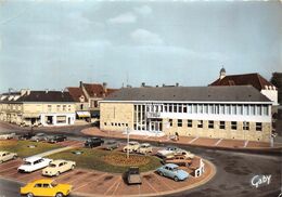 28-LA LOUPE- LA PLACE DE L'HÔTEL DE VILLE - La Loupe