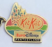 BD336 Pin's DISNEY Chocolat Kit Kat Eurodisney Fantasyland Chateau   Achat Immédiat - Disney