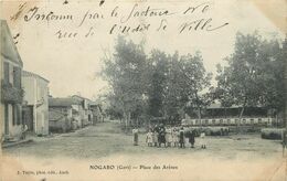 NOGARO - Place Des Arènes. (nombreux Cachets Au Dos De La Carte, Timbre Avec Des Petits Trous) - Nogaro