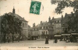 La Charité * Place Du Marché * Hôtel De Ville * Mercerie Bonneterie - La Charité Sur Loire